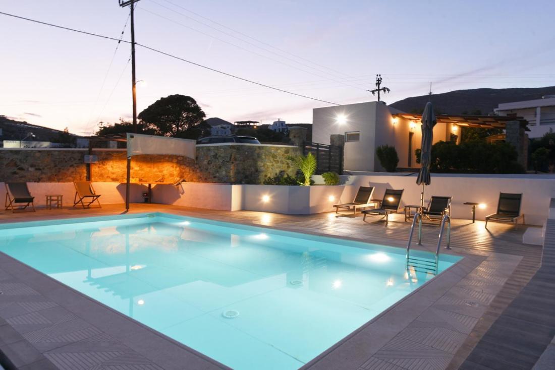 Flora'S Beach And Pool Villa In Syros Liaropa Екстер'єр фото