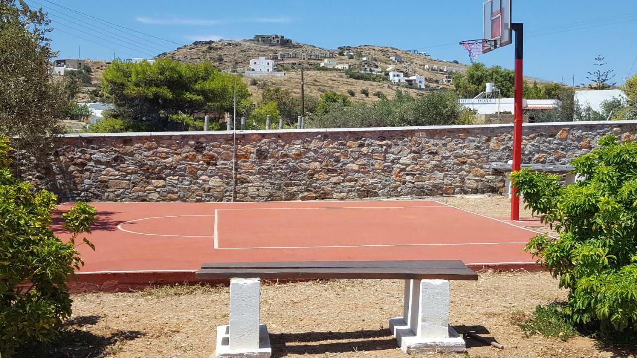Flora'S Beach And Pool Villa In Syros Liaropa Екстер'єр фото